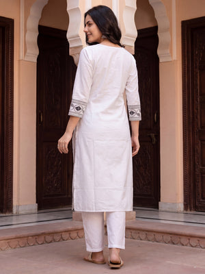 Color_White