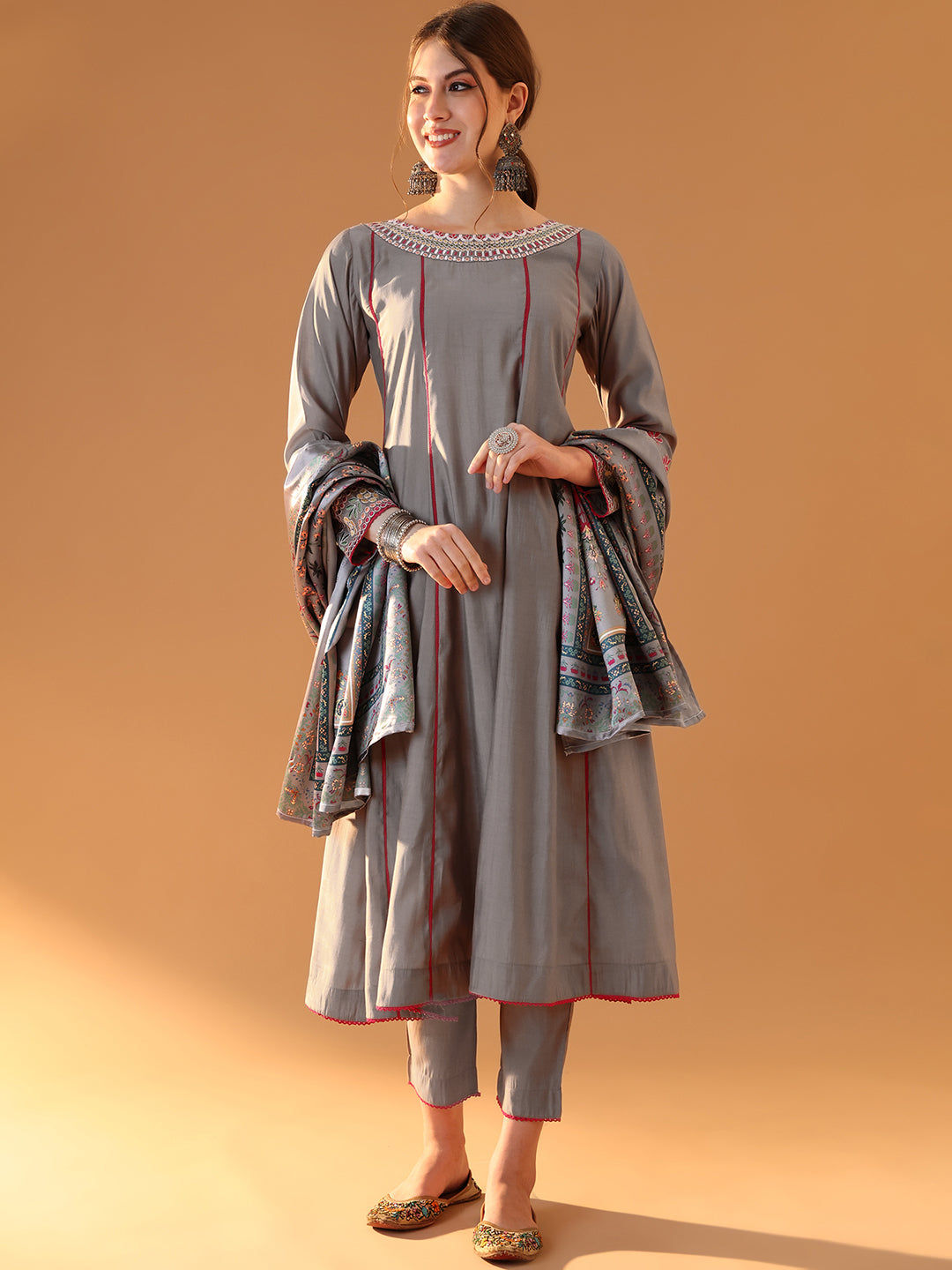 Color_Grey