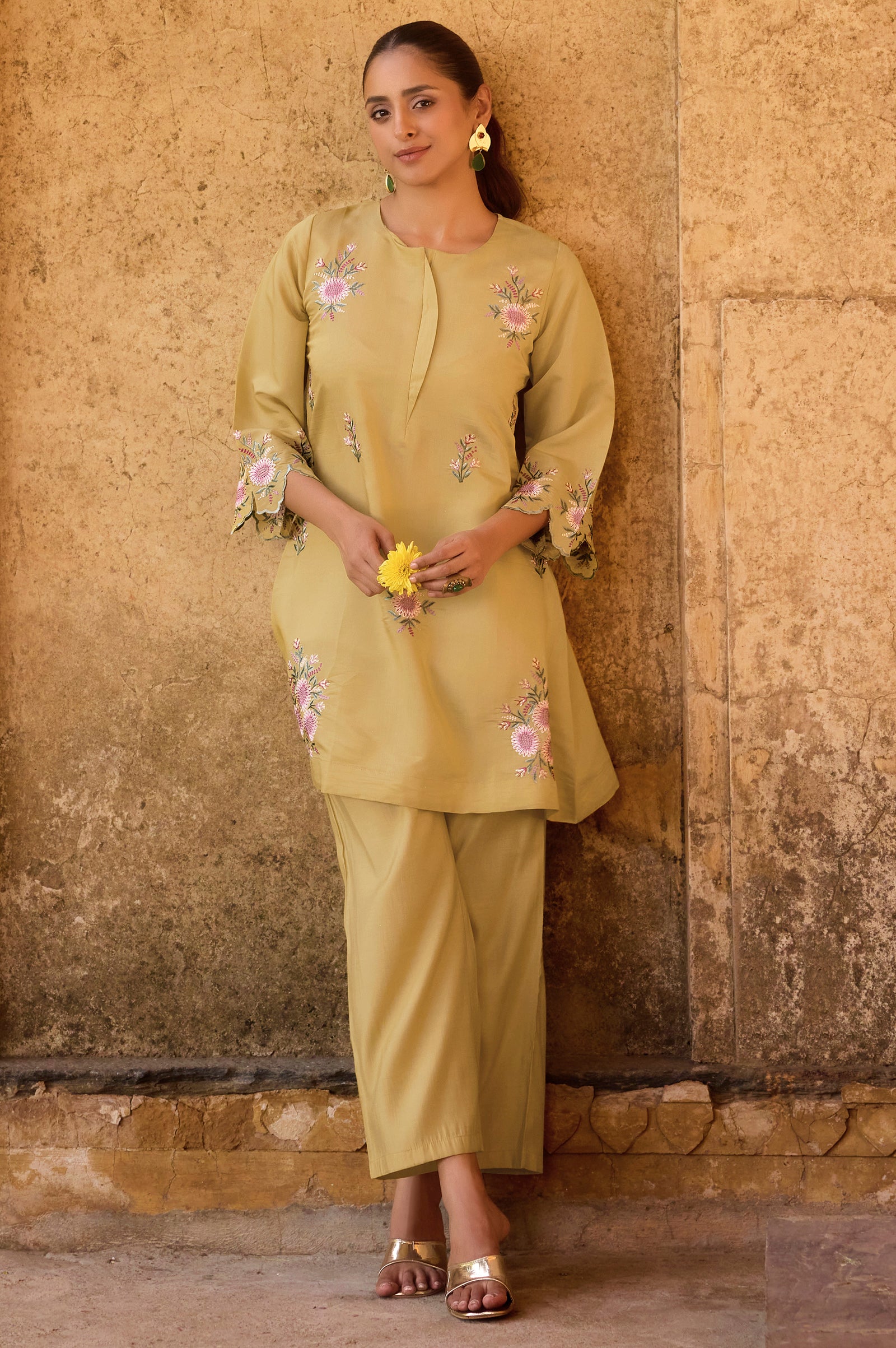 Color_Yellow