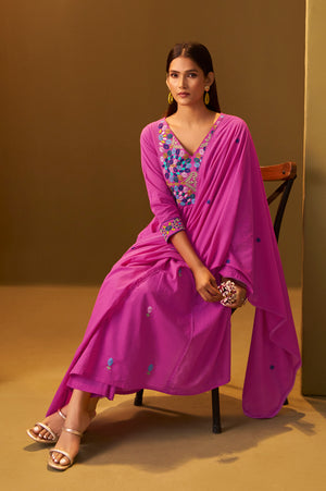 Color_Pink