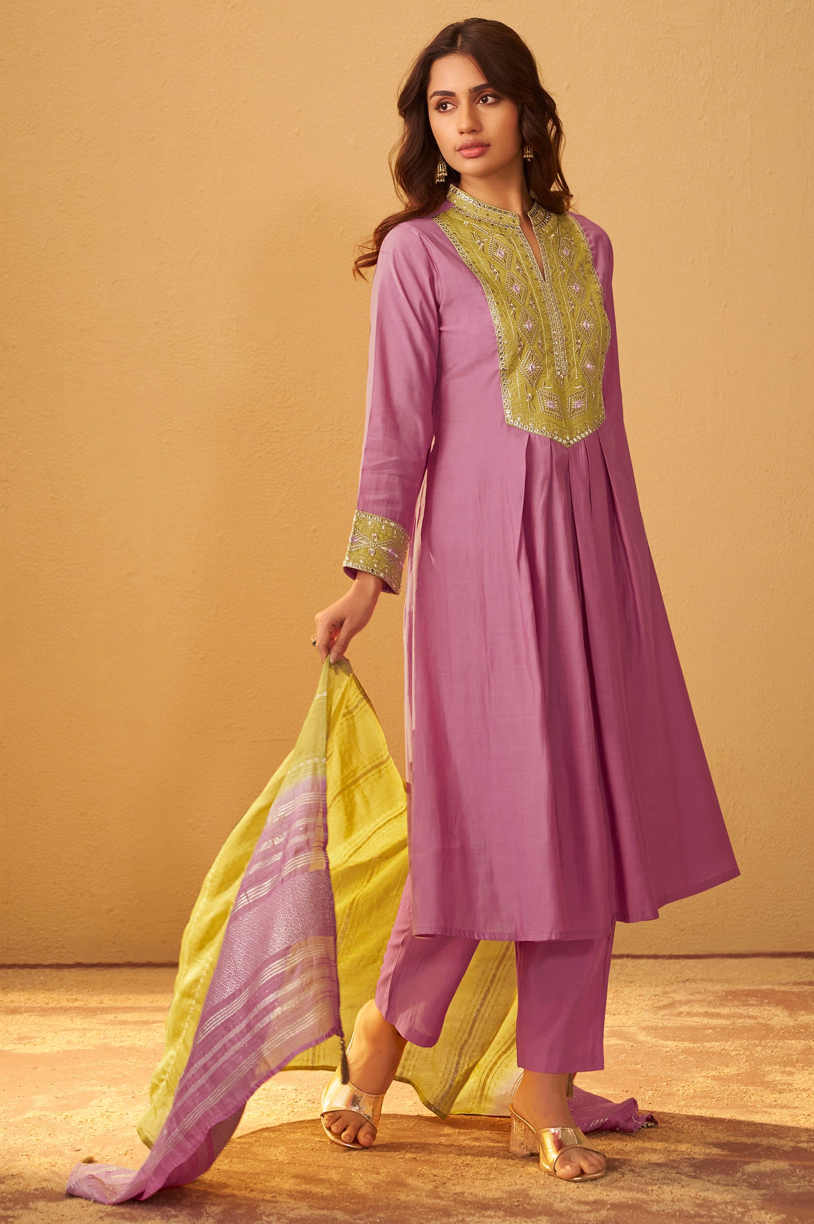Color_Pink