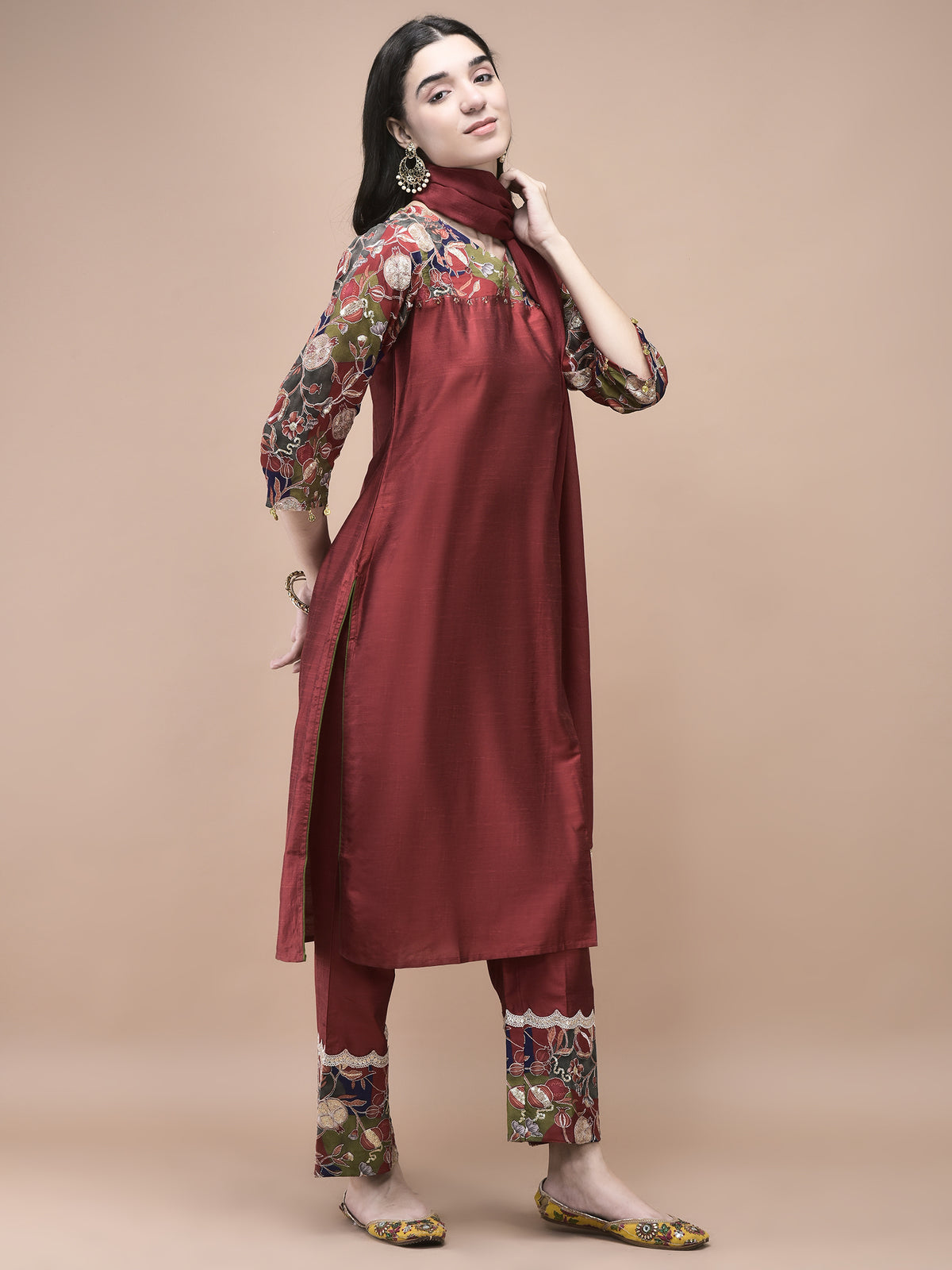 Color_Maroon