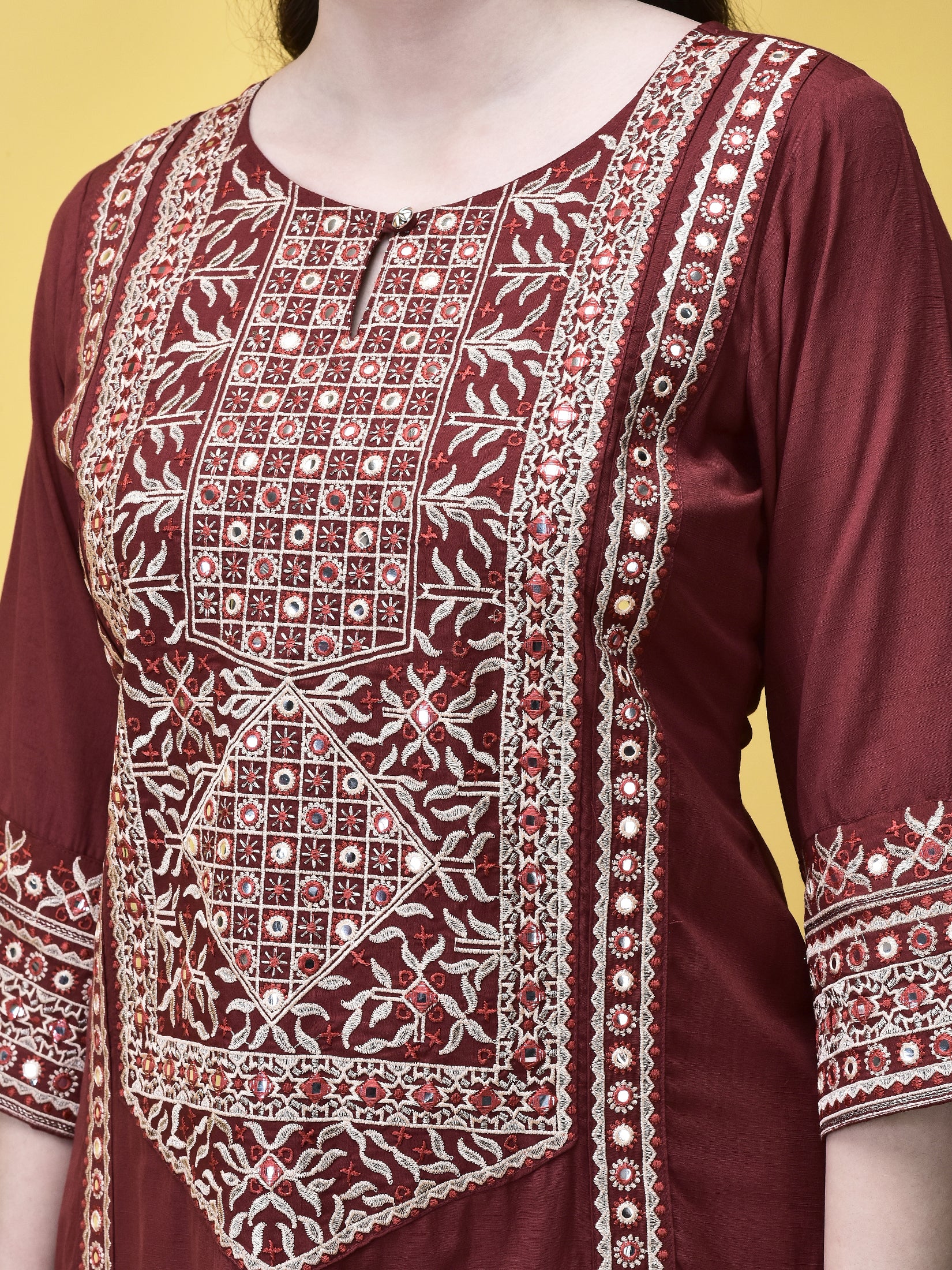 Color_Maroon