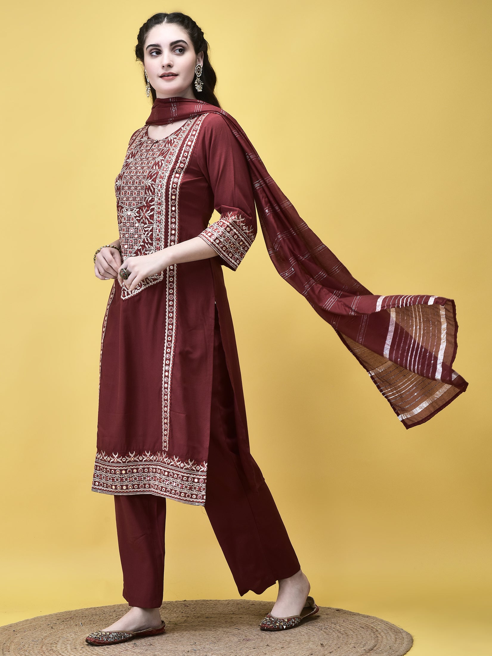 Color_Maroon