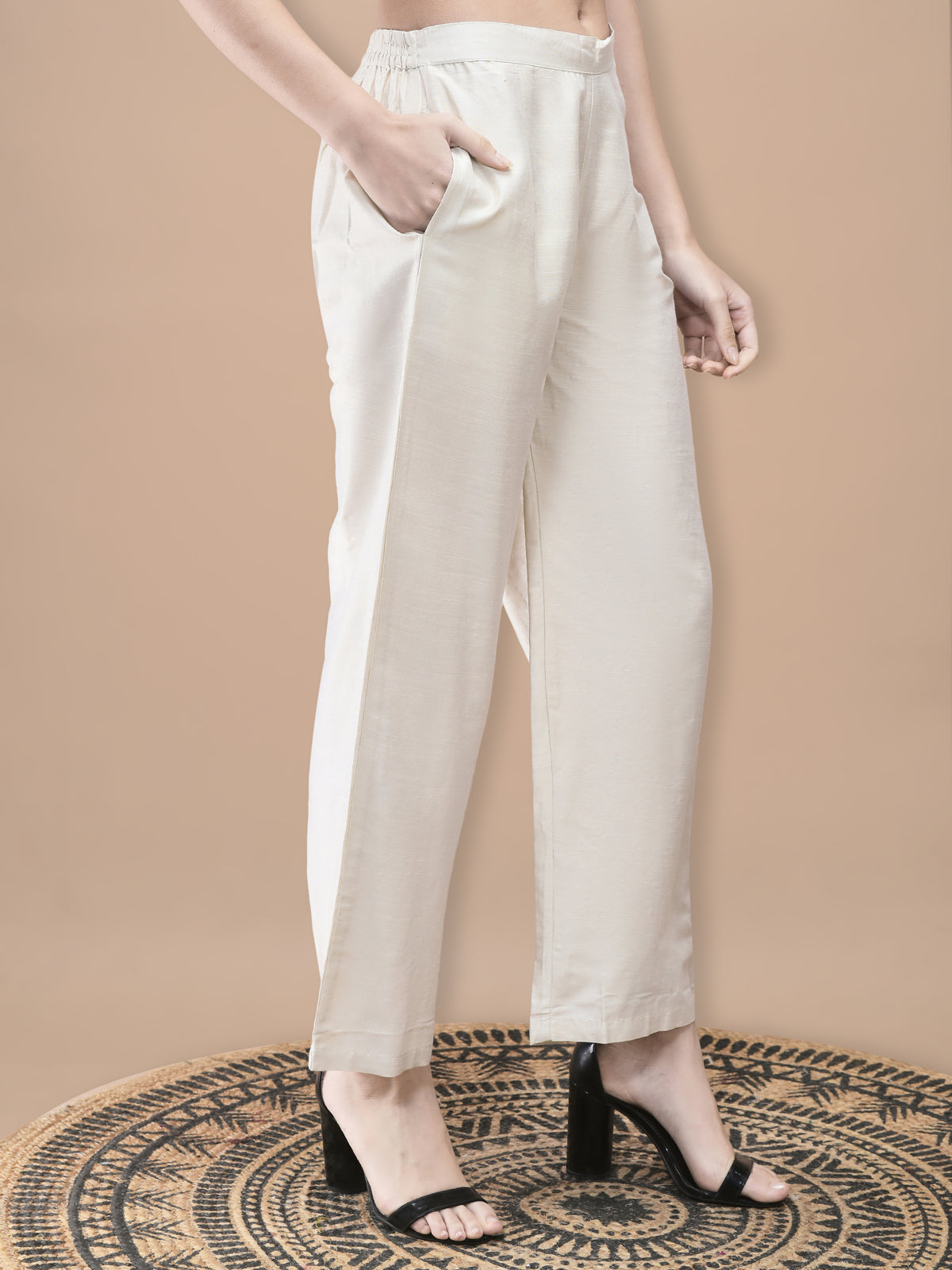 Color_Beige