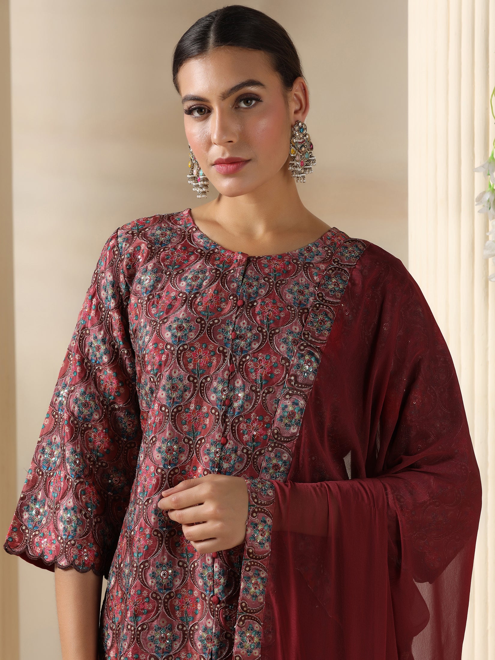 Color_Maroon