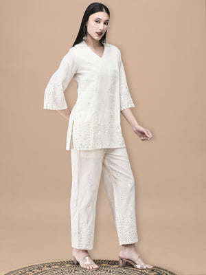 Color_Off White