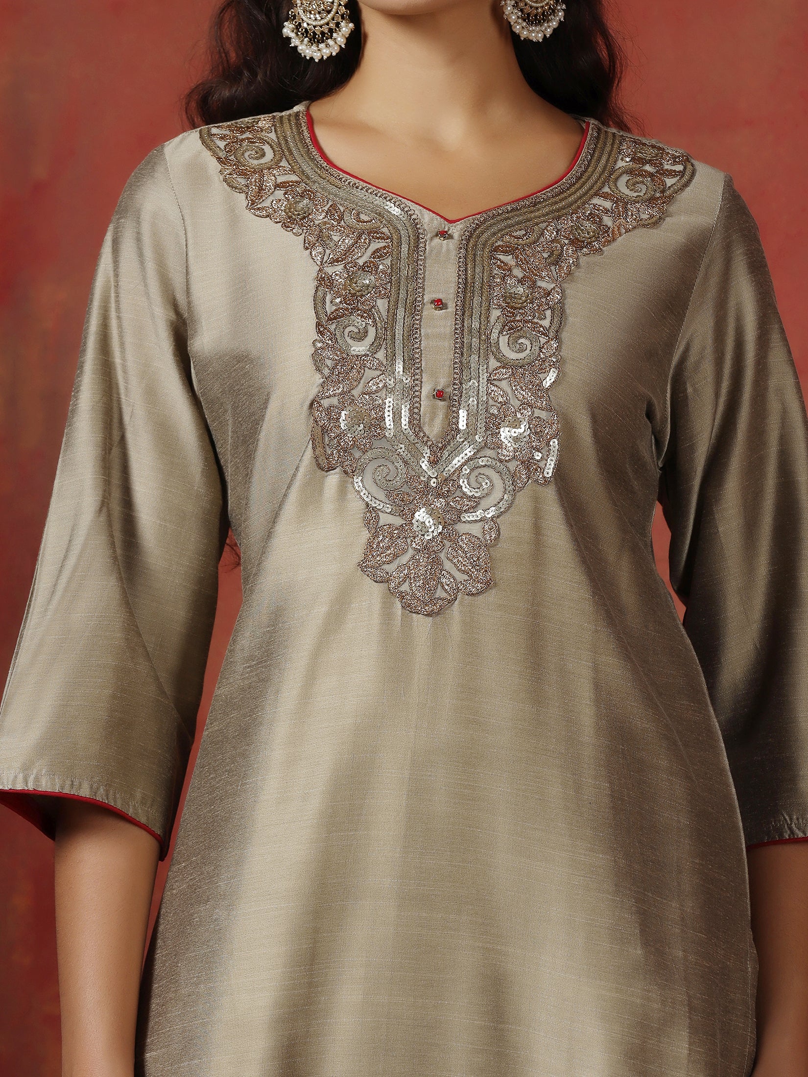 Color_Beige