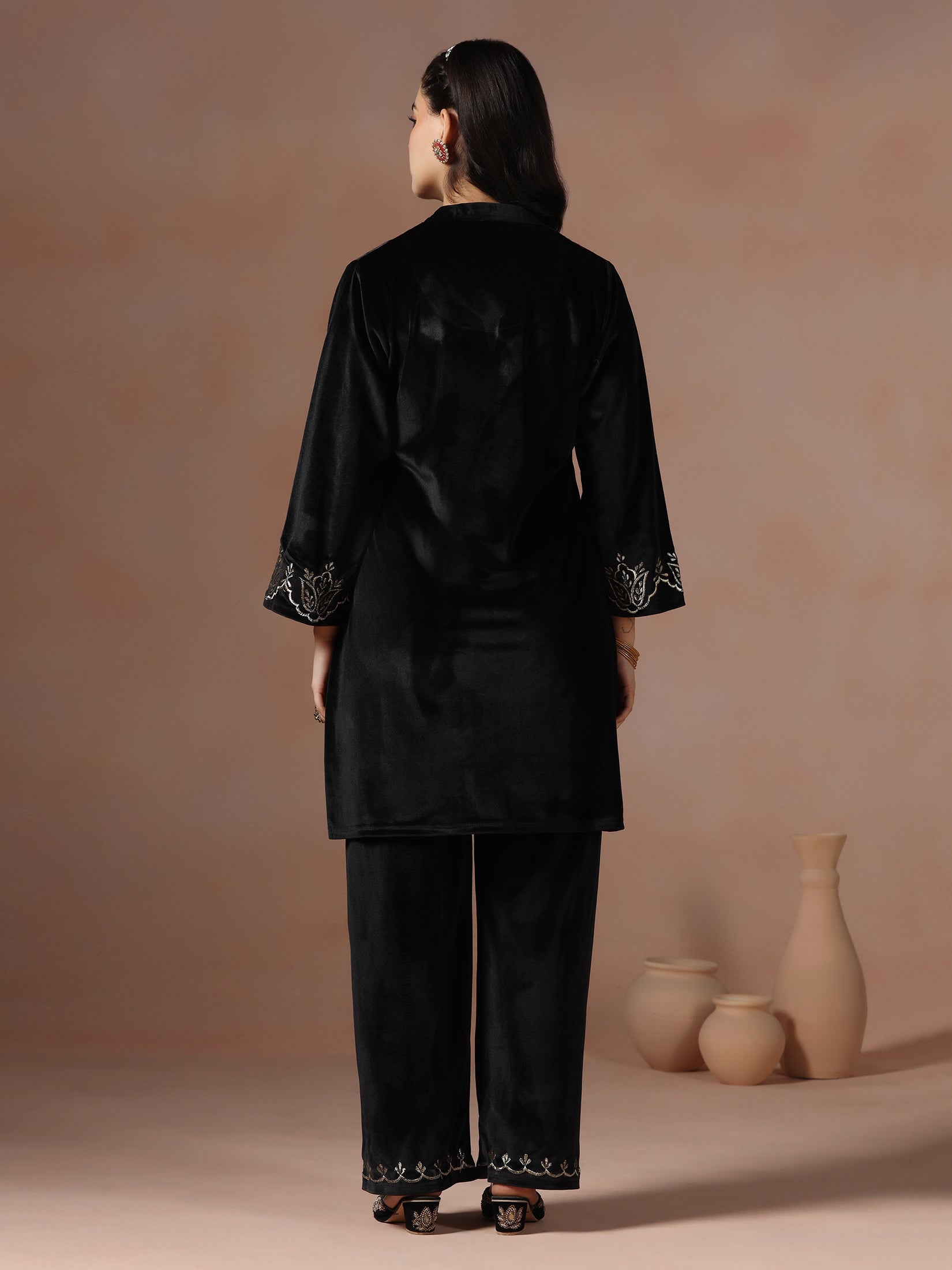 Color_Black