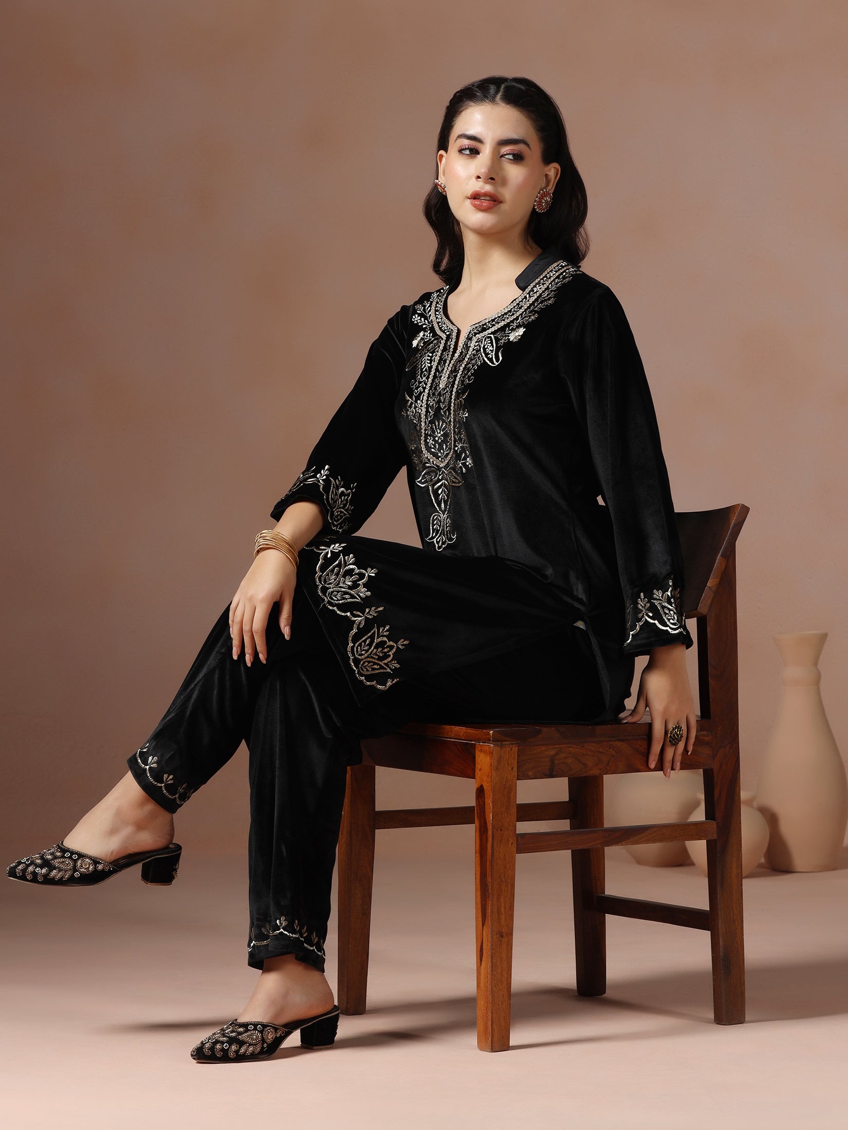 Color_Black