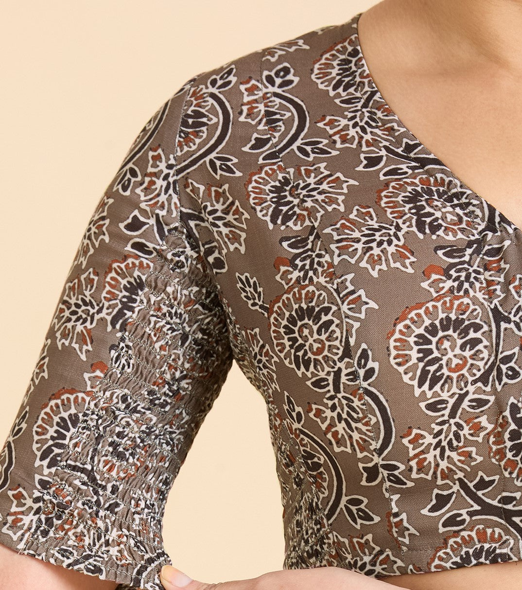 Color_Brown