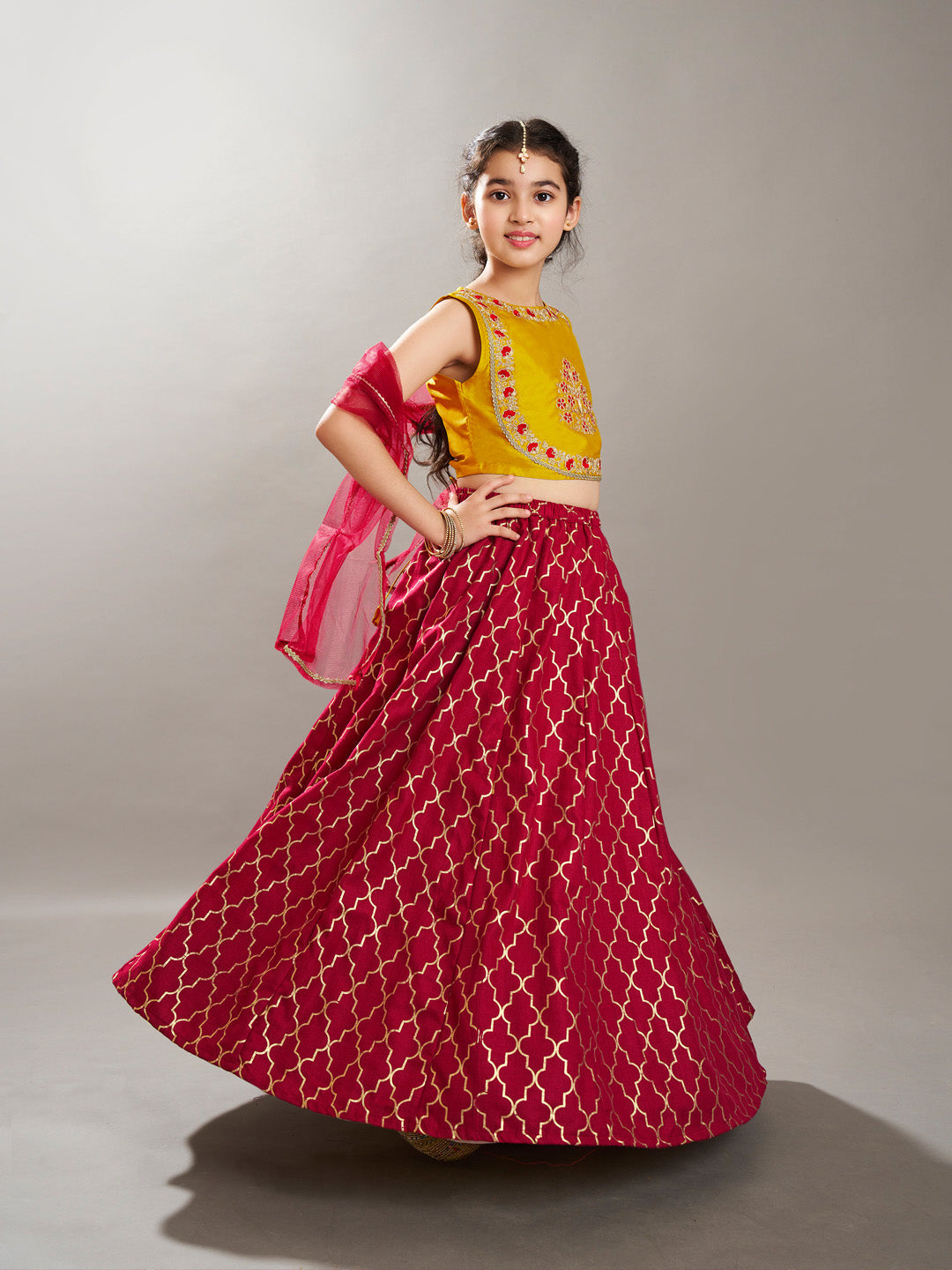 Color_maroon