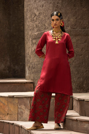 Color_Maroon
