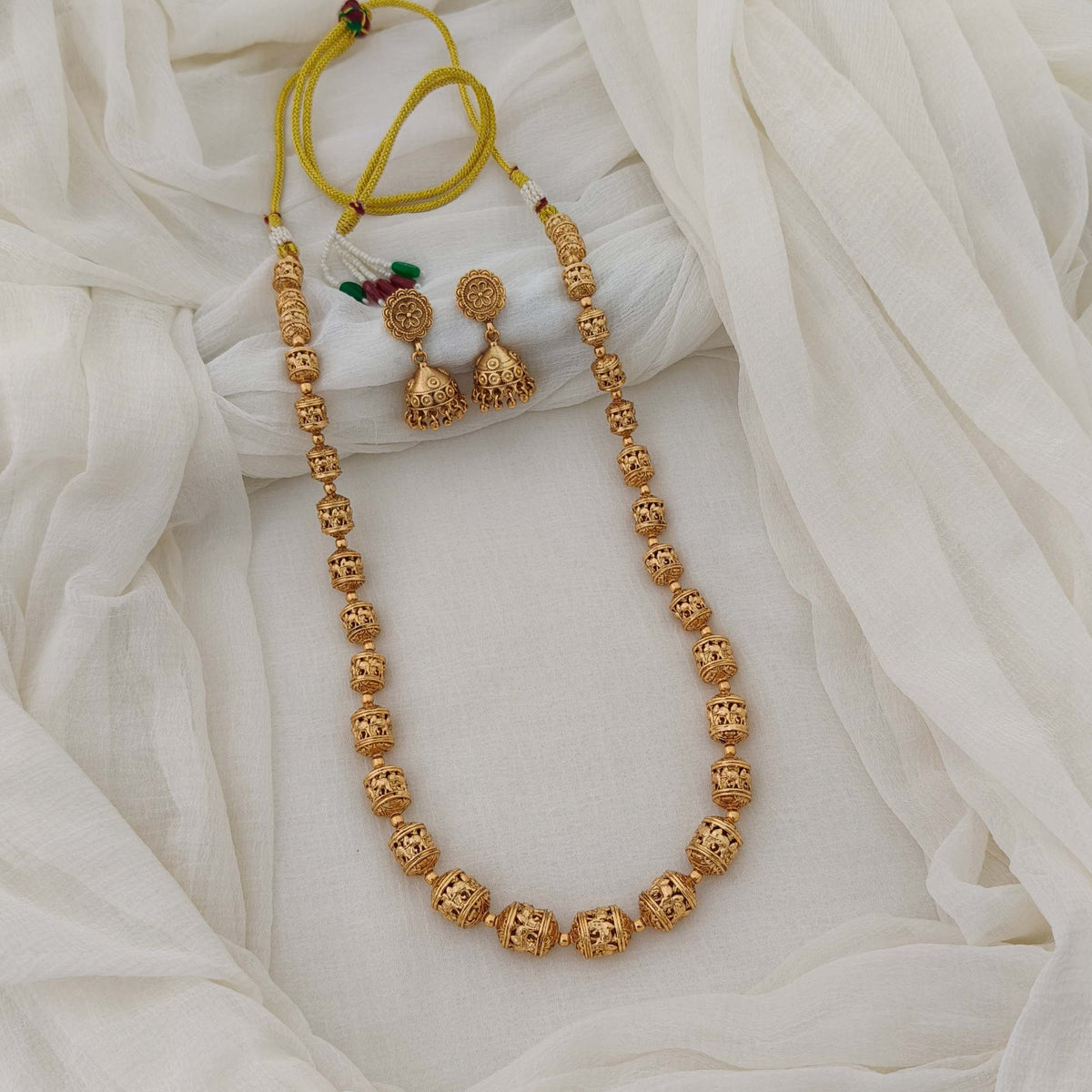 Women's Antique Gold Finish Copper Alloy Jewellery Set