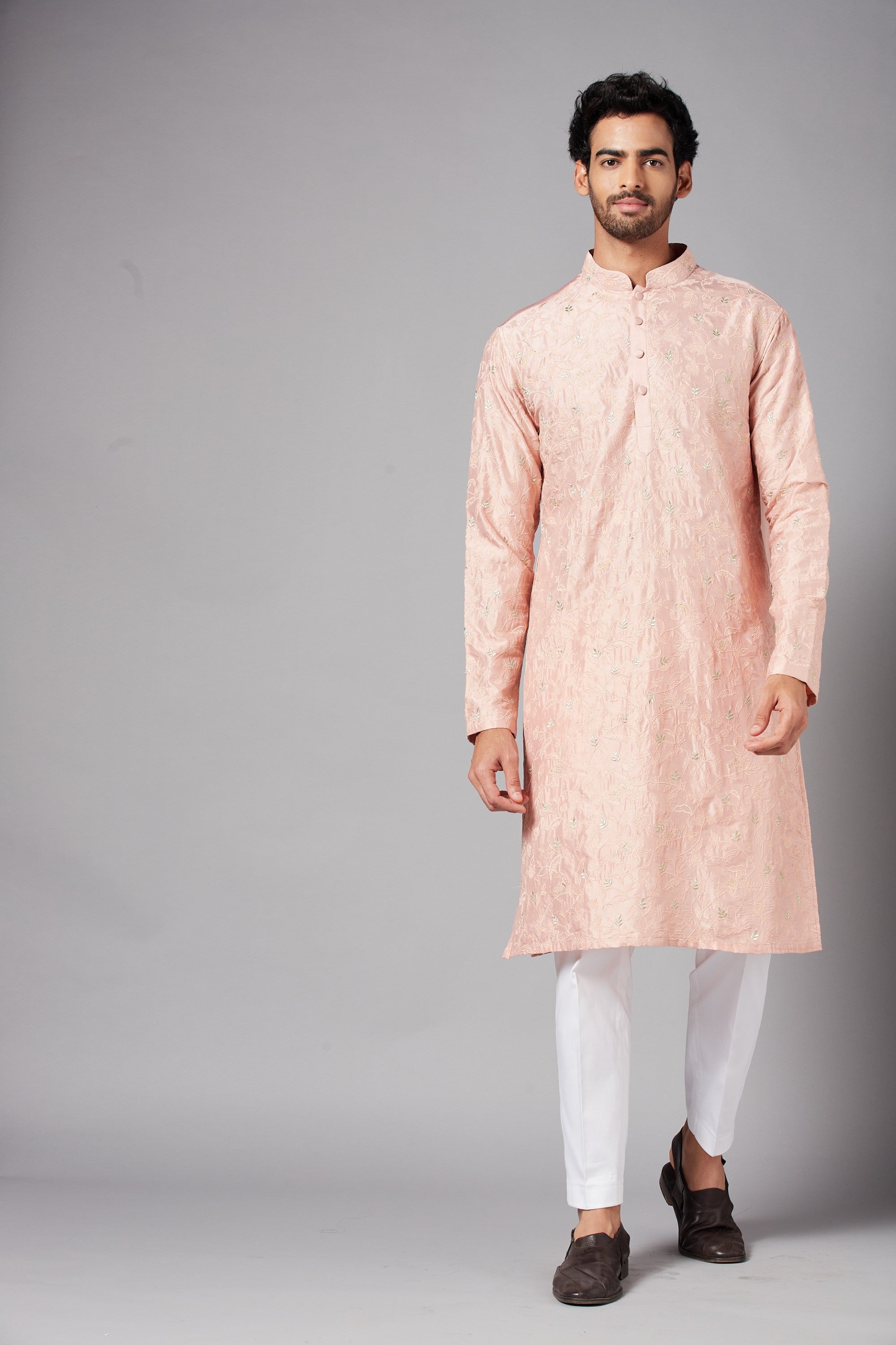 Men's Peach Color Tiyaan Embroidered Kurta Dupion