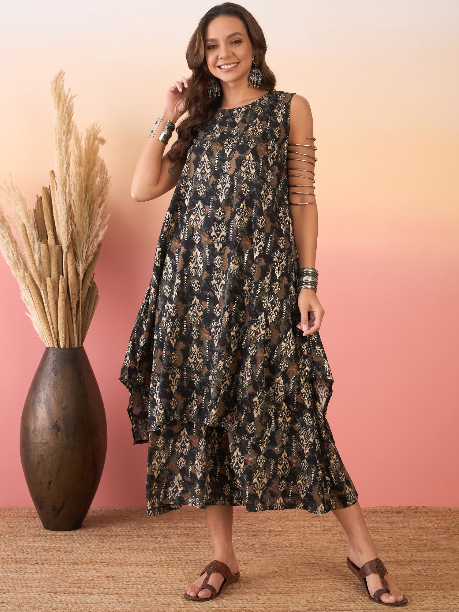 Women's Black Ikkat Print Foil Round Neck Palazzo Set