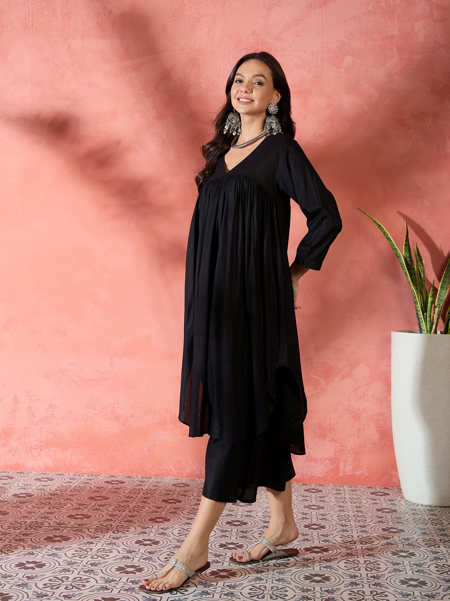 Women's Black V-Neck Flared Kurta Short Palazzo Set