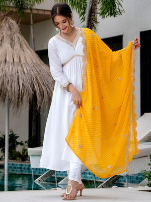 Color_White 