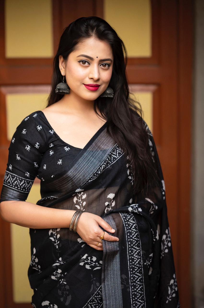 Women's Black Soft Linen By Linen Saree With Blouse