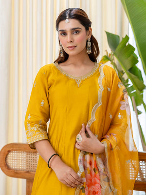 Color_MUSTARD