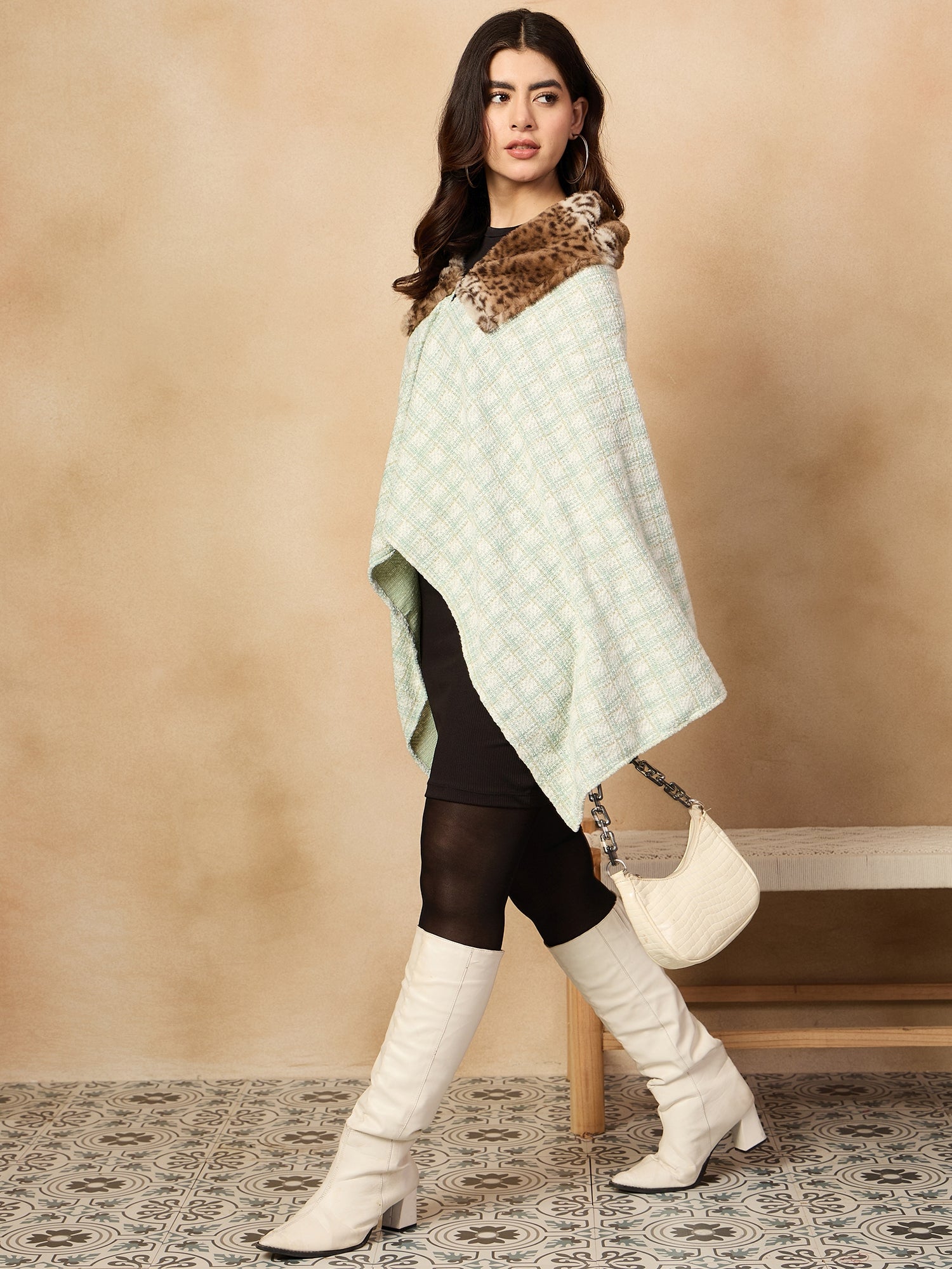 Women's Green White Big Check Acrylic Fur Poncho