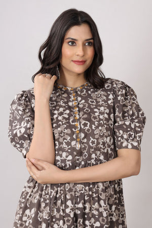 Color_Brown