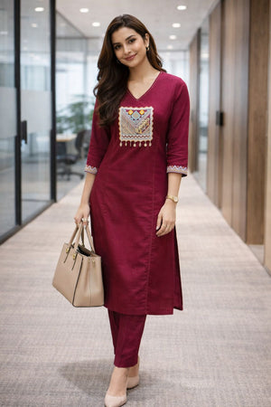 Color_Maroon