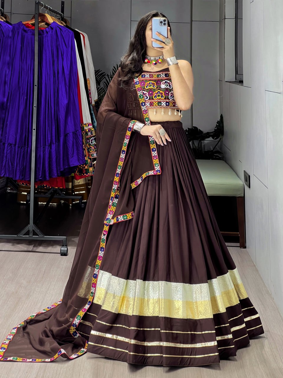 Color_Brown