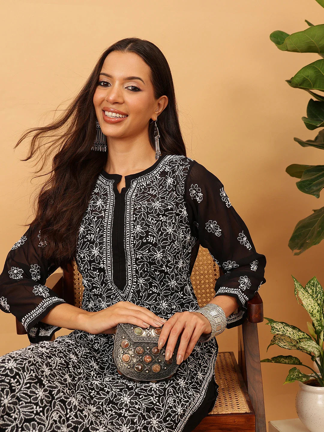 Color_Black