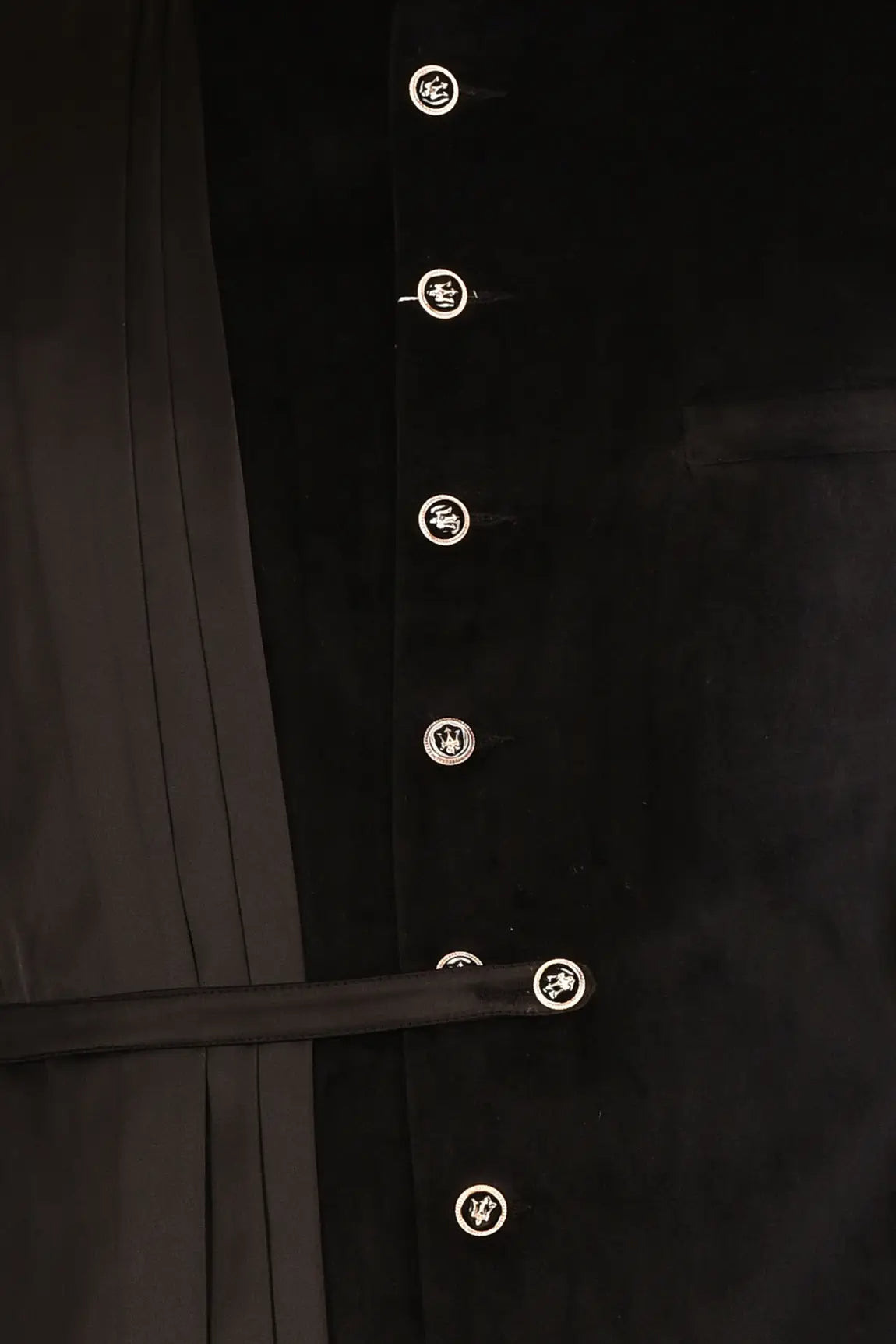 Color_Black