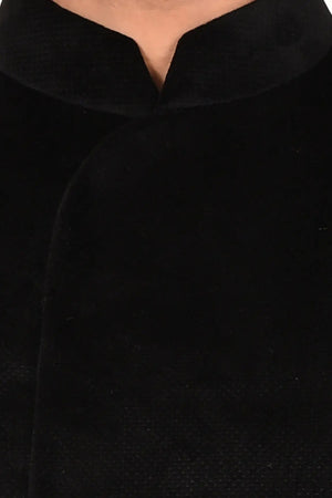 Color_Black