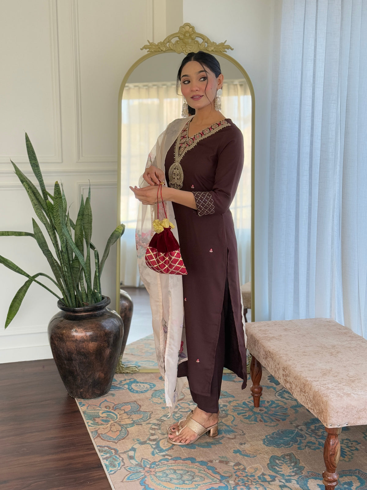Color_Brown