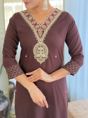 Color_Brown