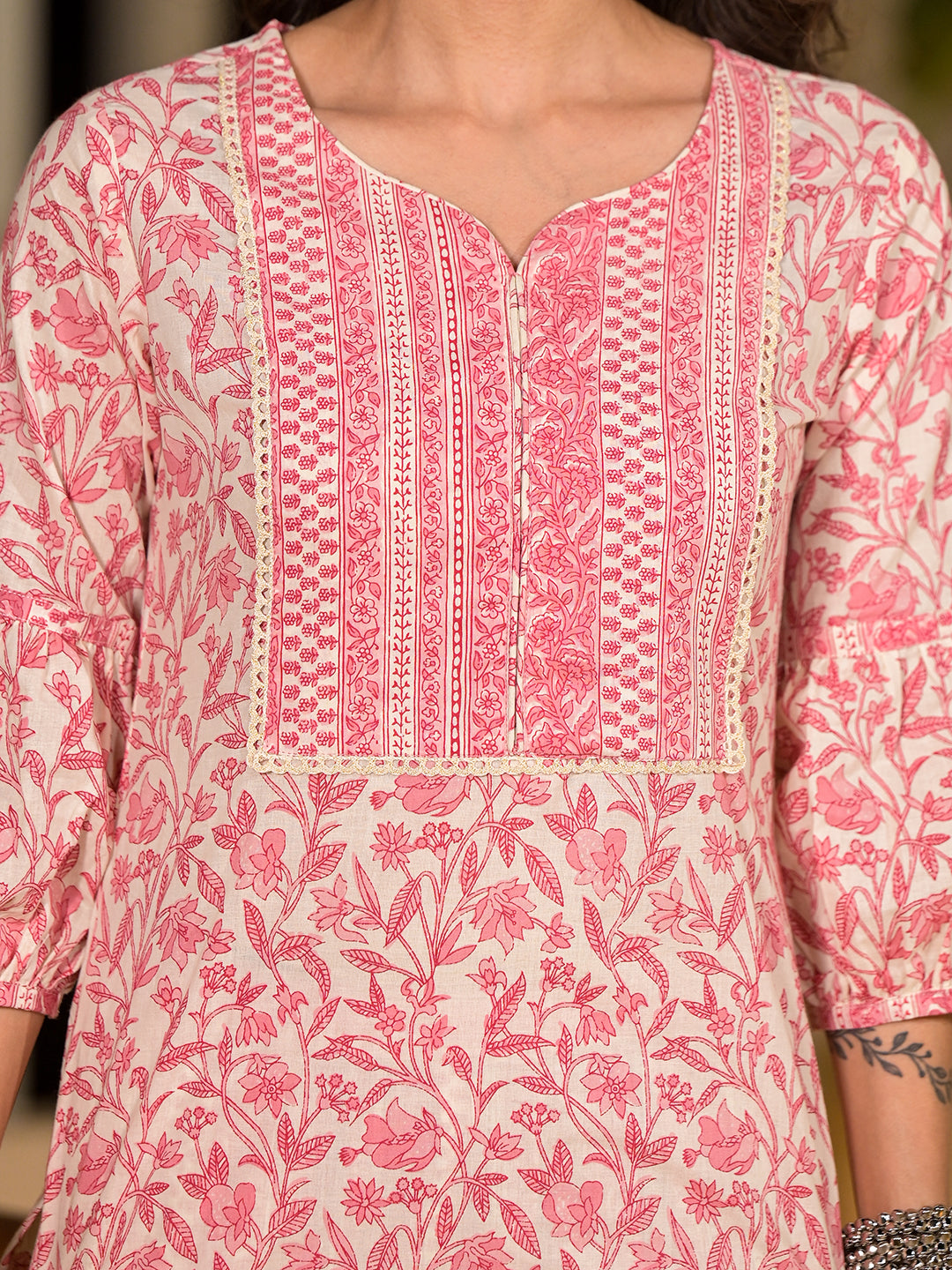 Color_Pink