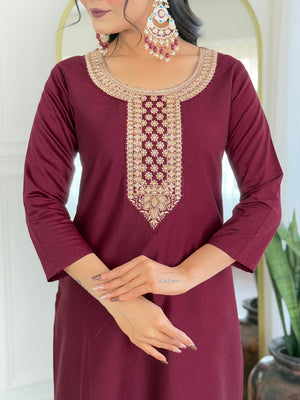 Color_Maroon