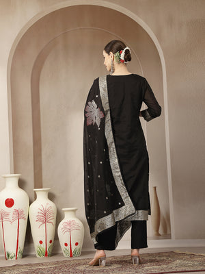 Color_Black