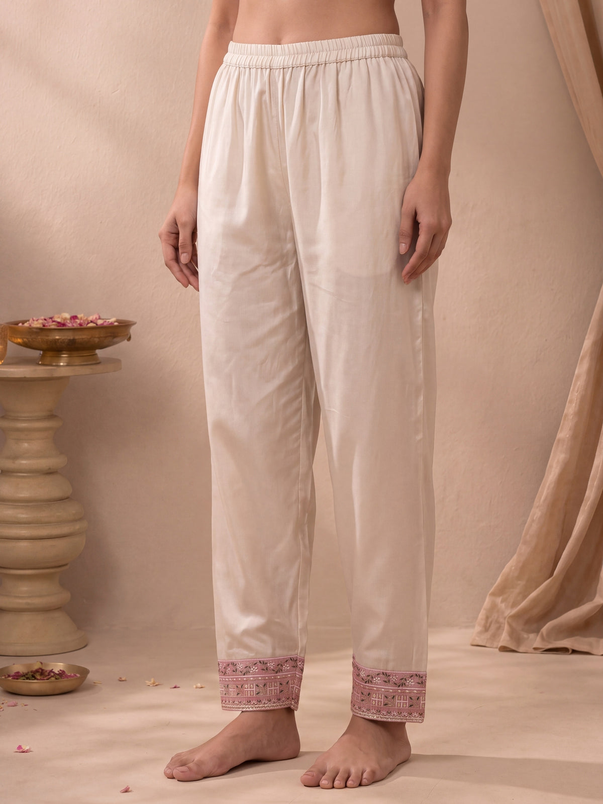 Color_Beige