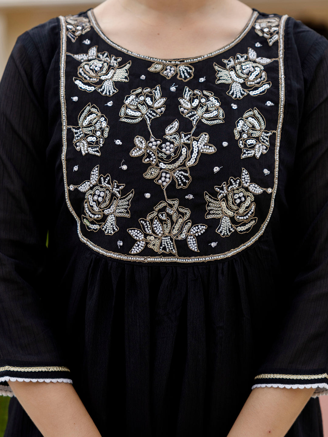 Color_Black