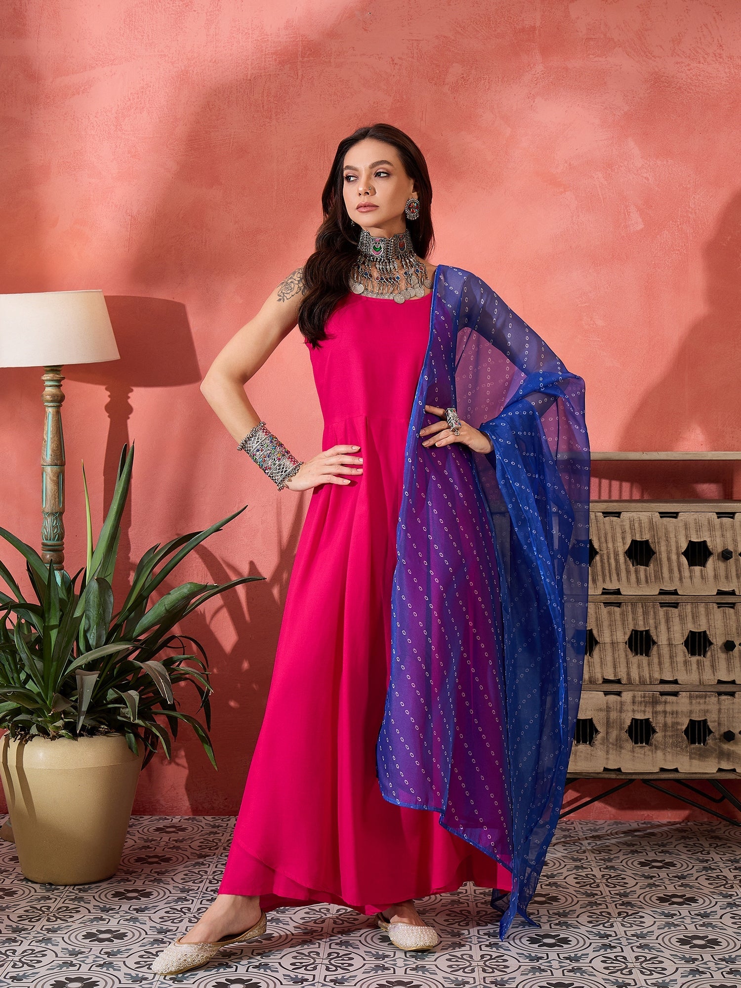 Women's Fuchsia Strappy Kurta Set Blue Bandhani Or Dupatta