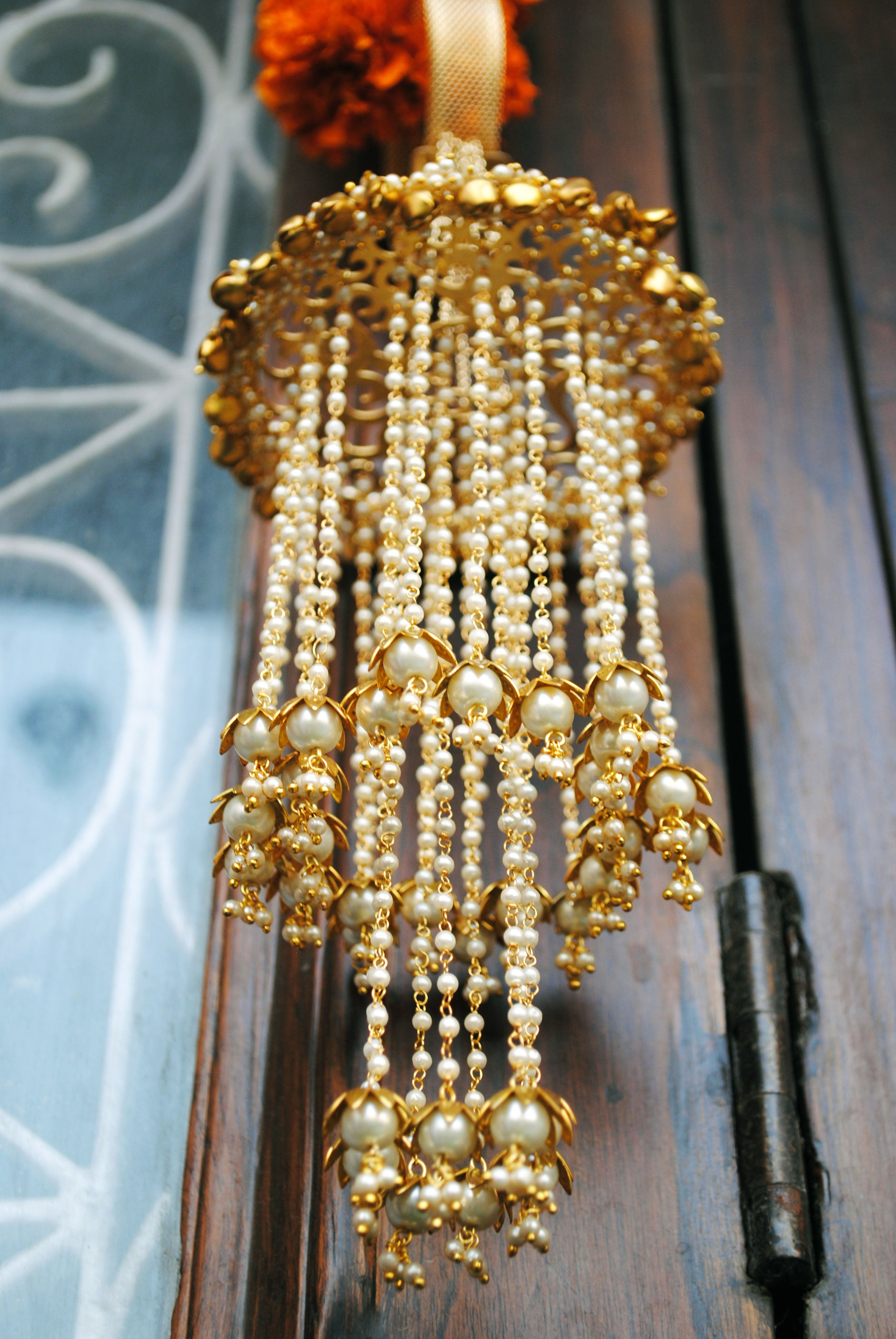 Color_Gold