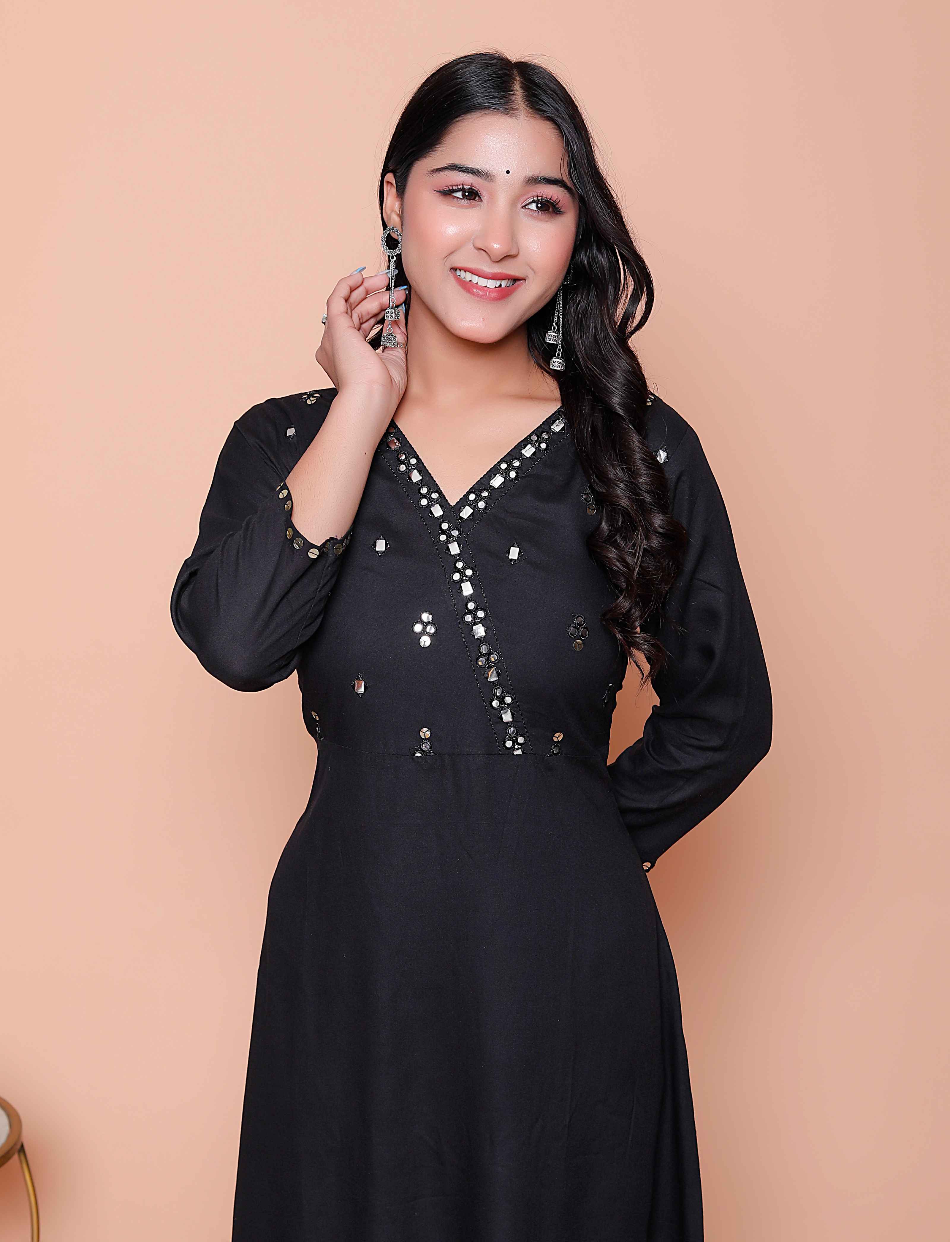 Color_Black