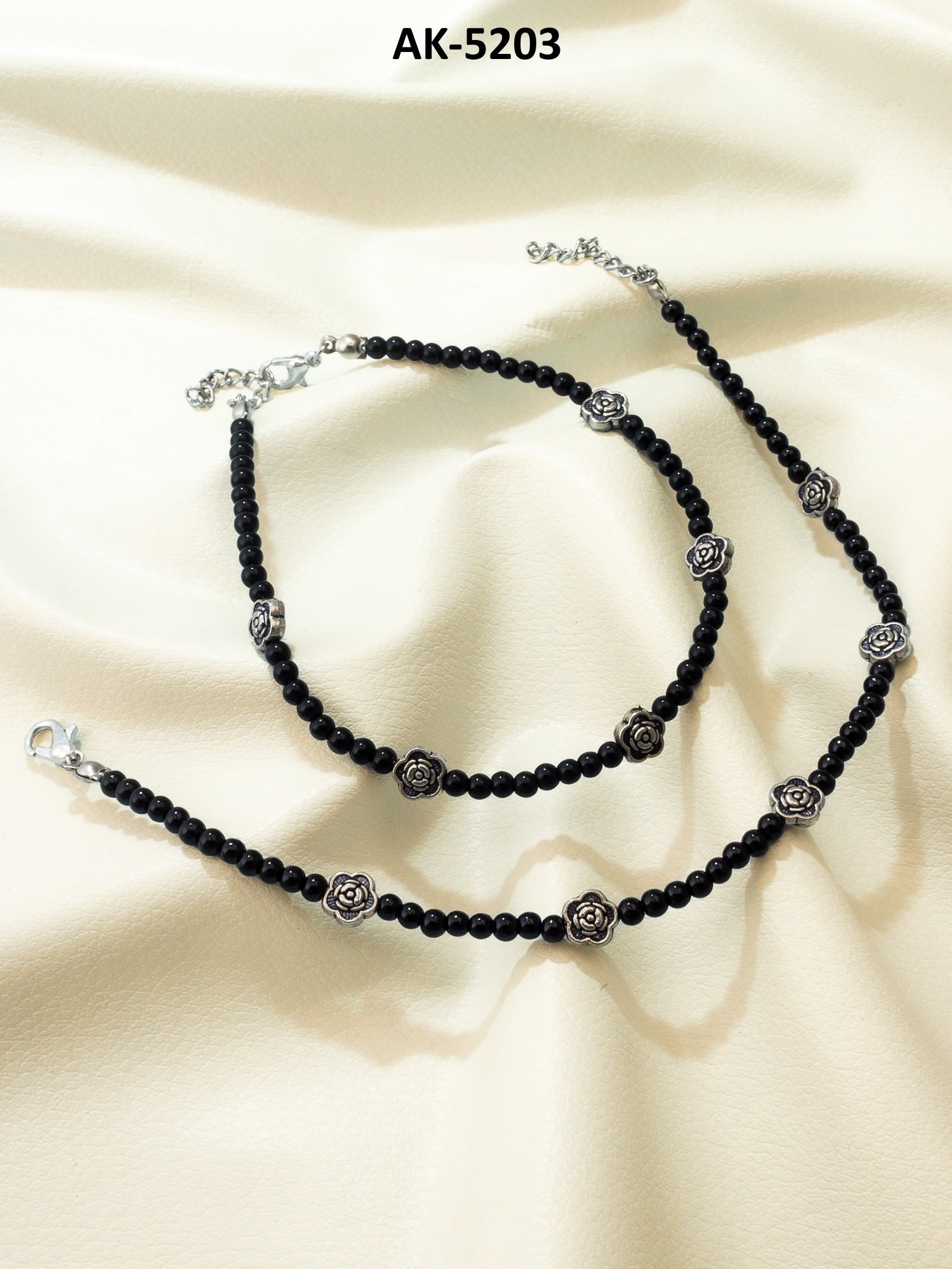 Color_Black
