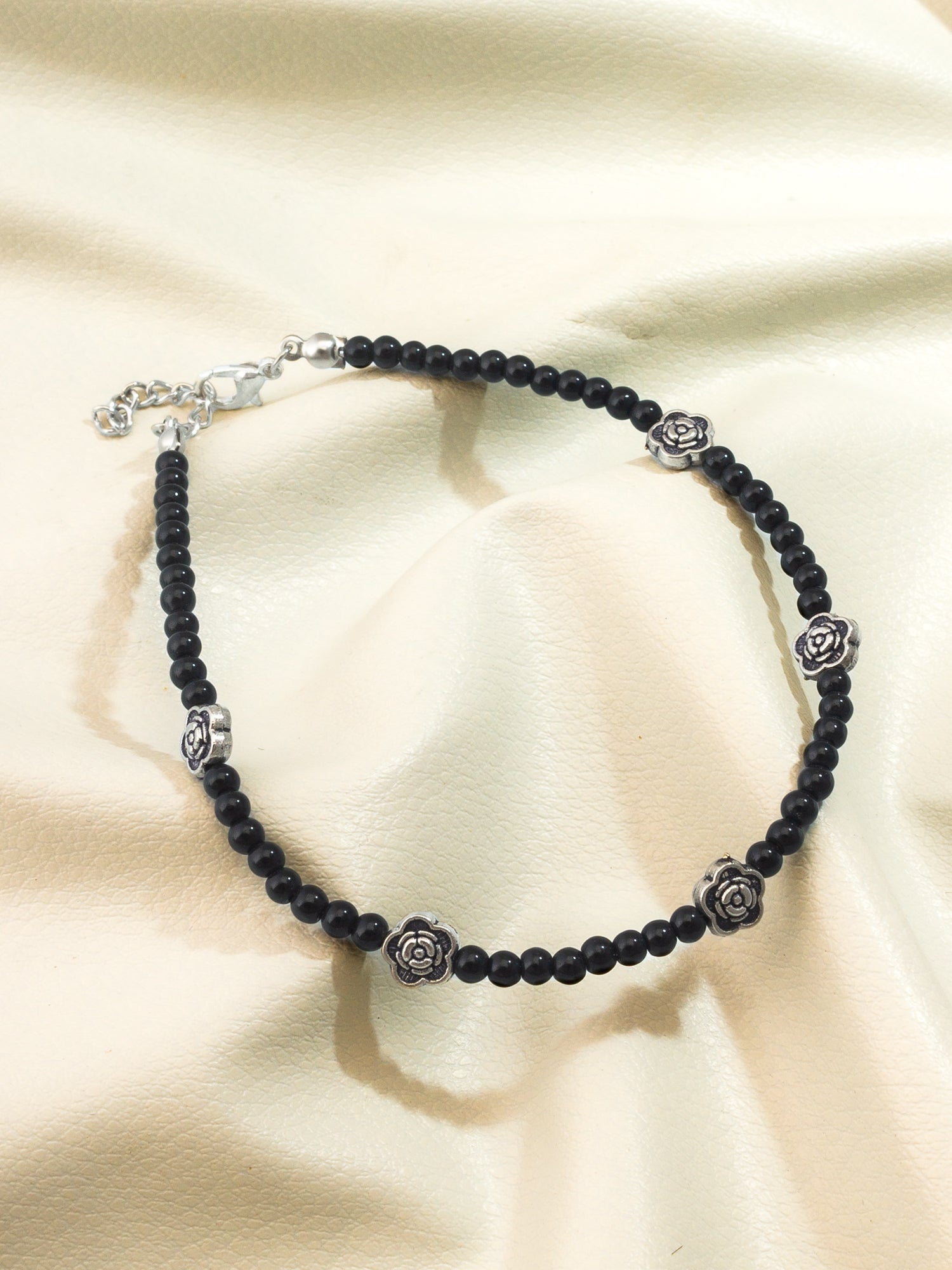 Color_Black
