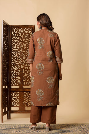 Color_Brown