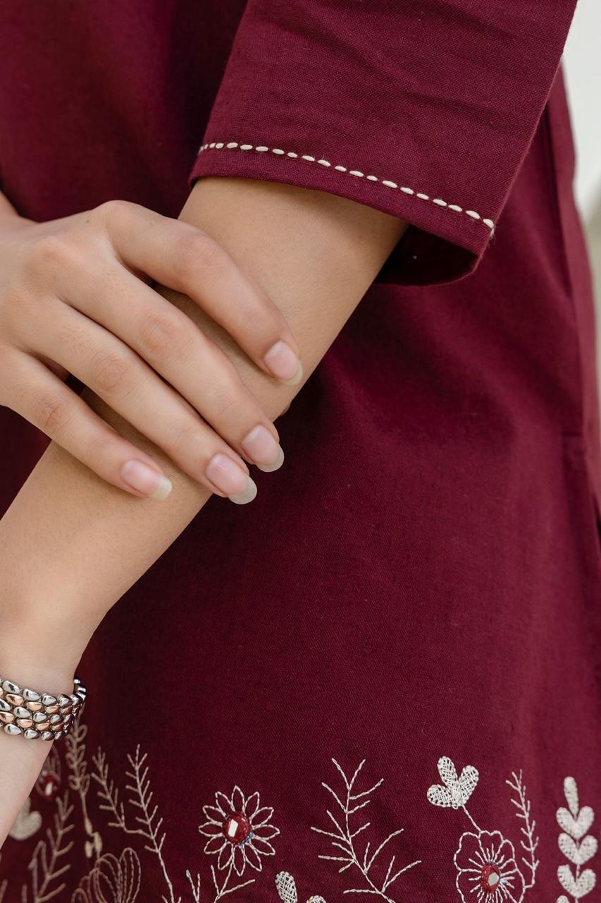 Color_Maroon