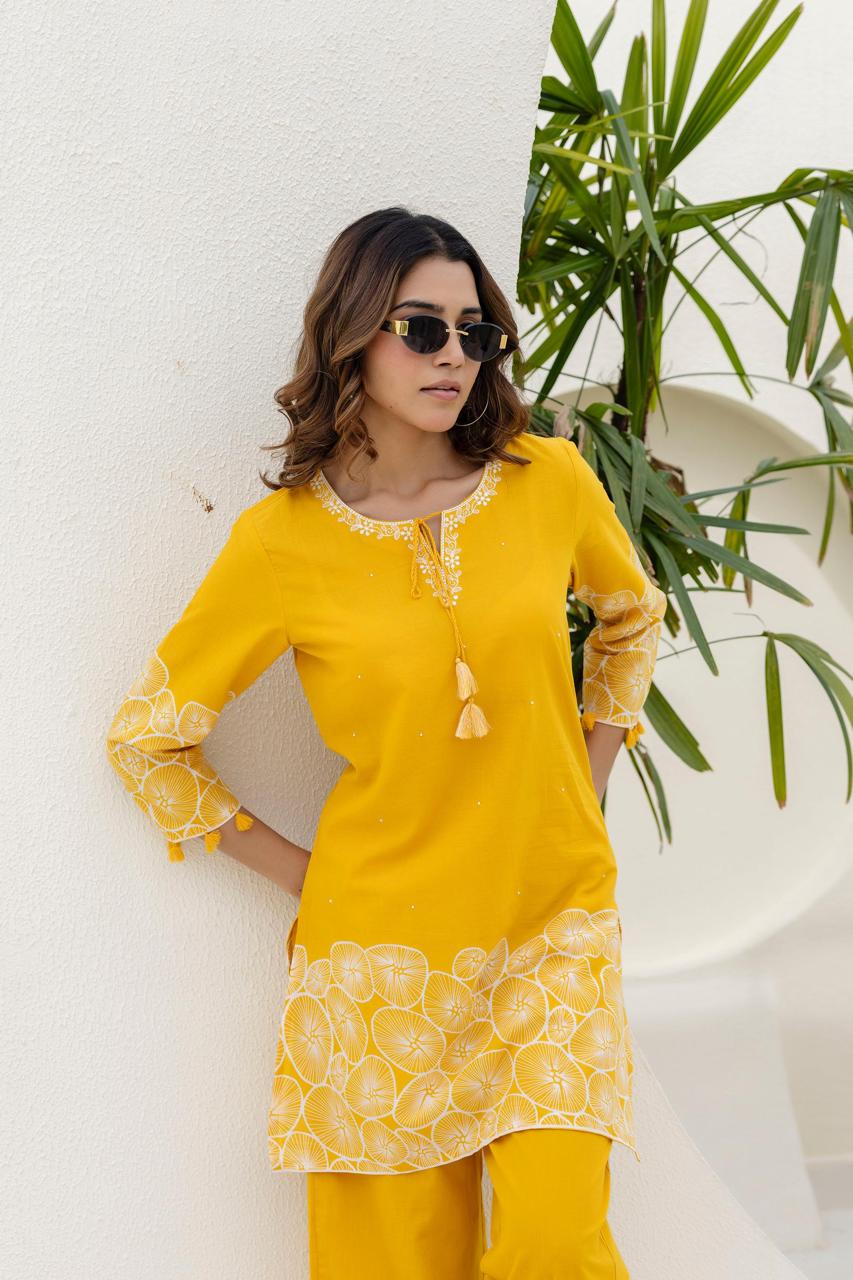 Color_Yellow