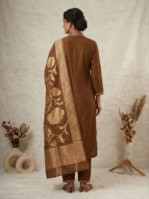 Color_Brown