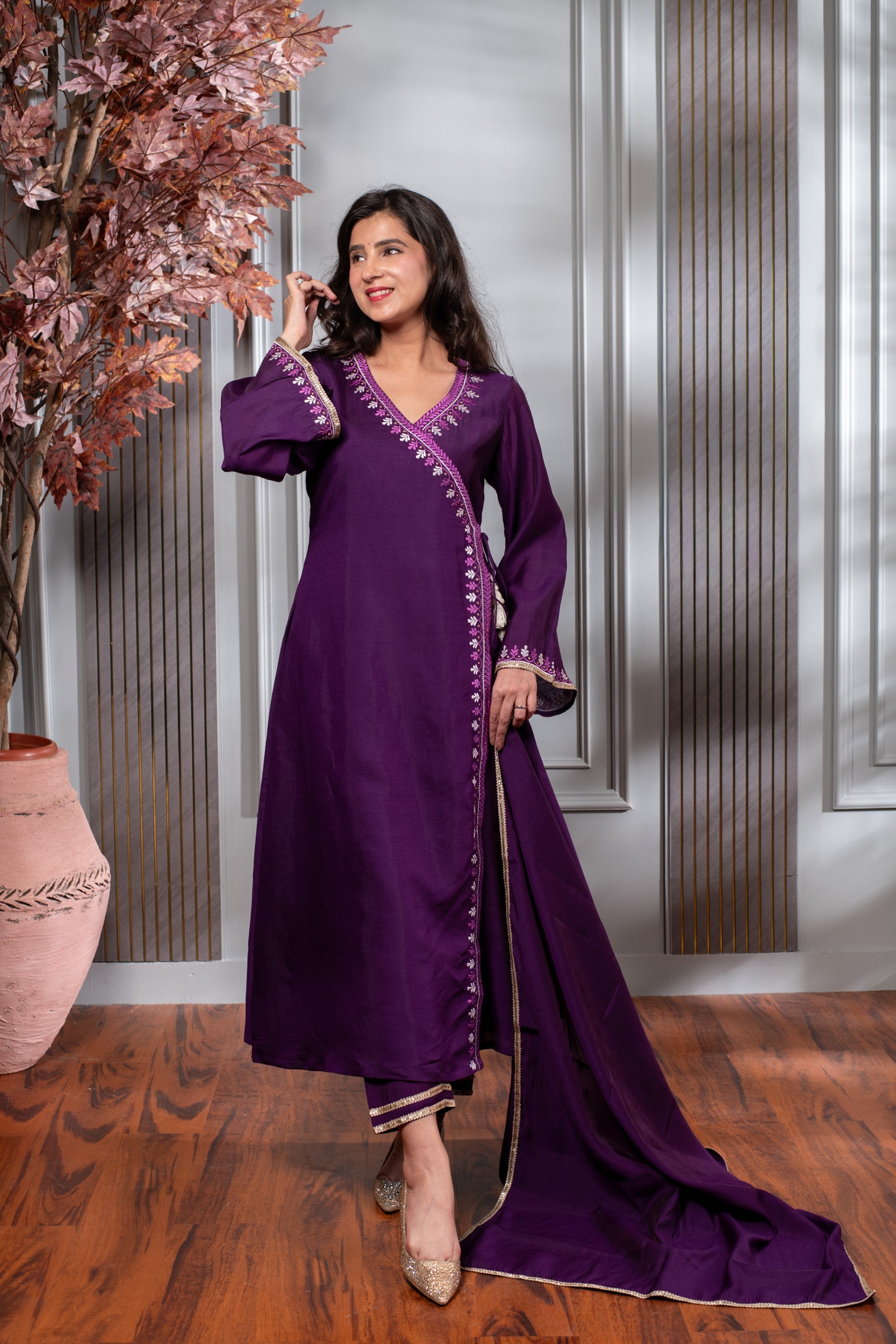Women's Purple Embroidered Anghrakha Kurta Set
