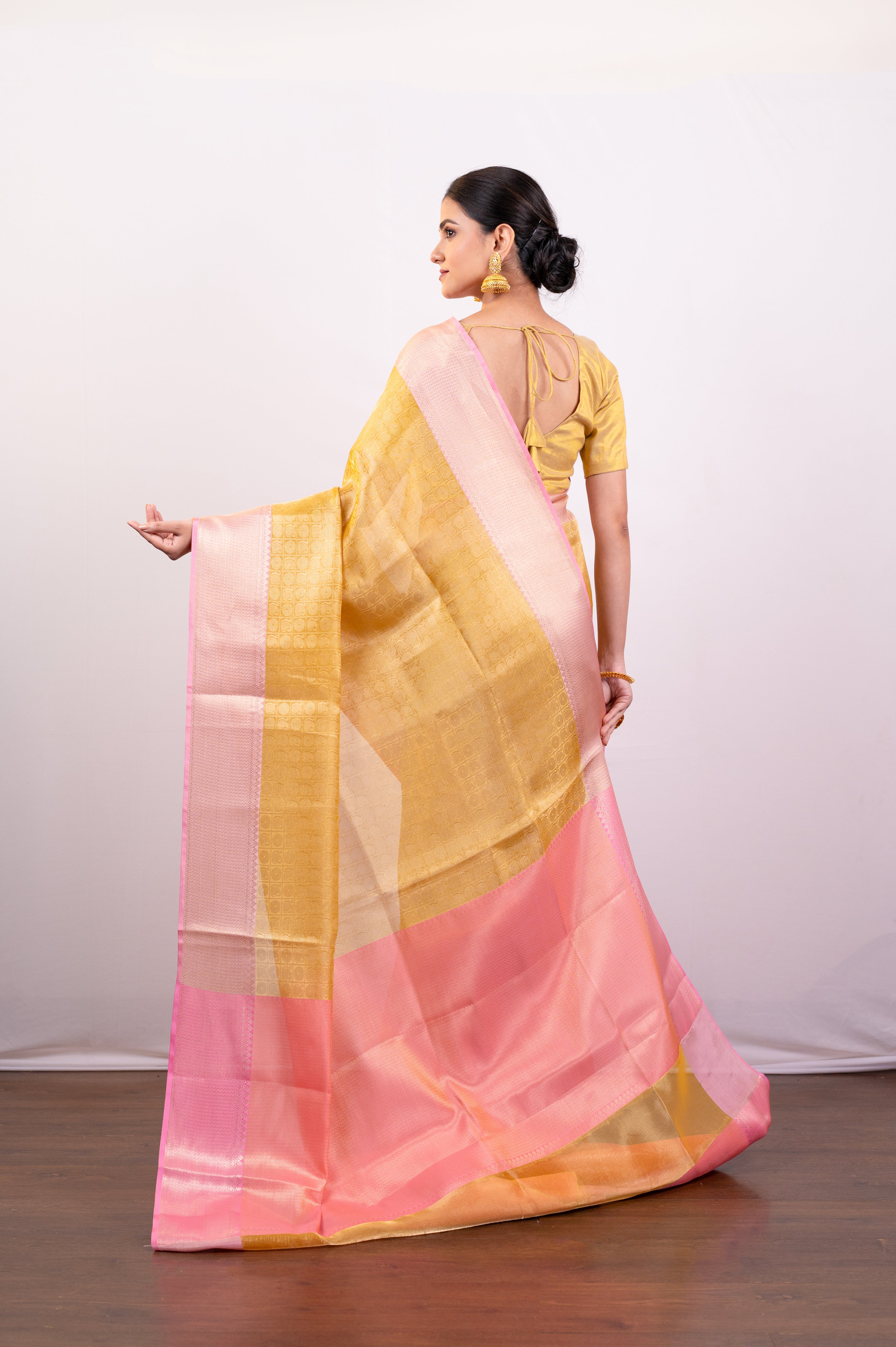 Color_gold