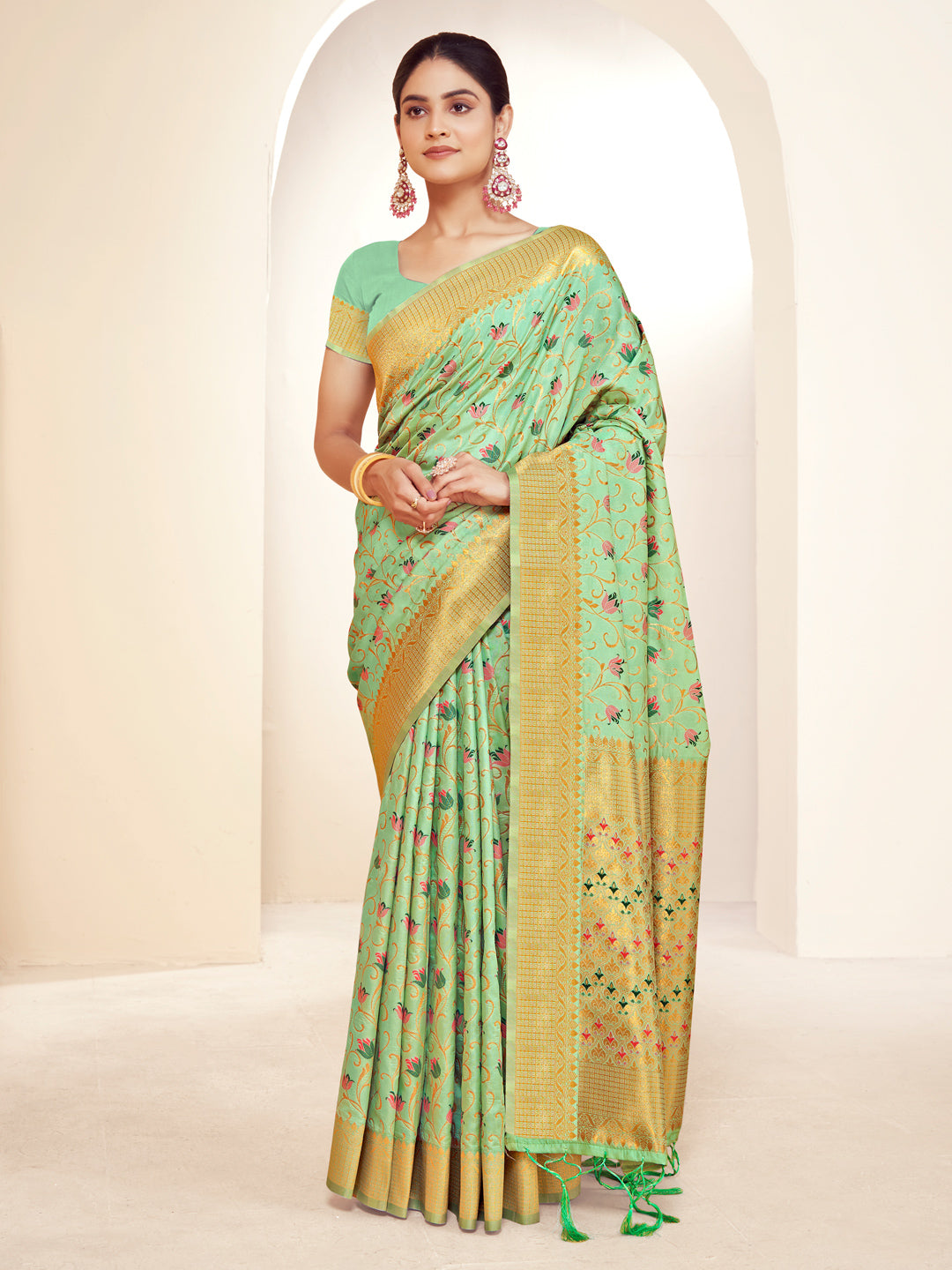 Women's Green Banarasi Silk Woven Work Traditional Tassels Saree
